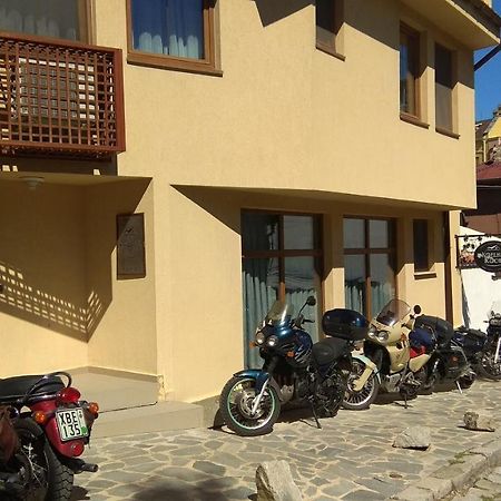 Roots Hotel And Wine Bar Plovdiv Exterior foto